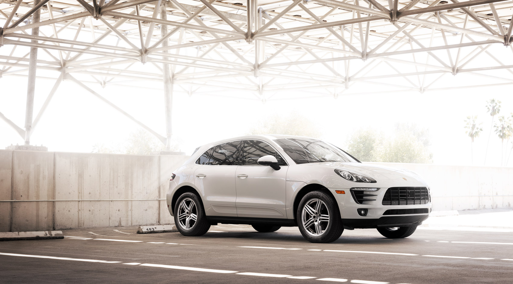 190218-Porsche-Macan--3A9A2031_COMP_apf